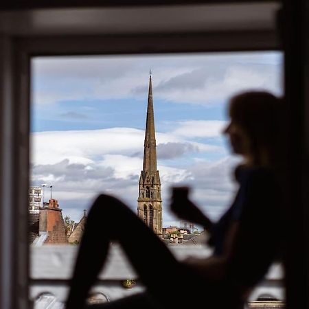 グラスゴーThe West End Loft - 5* Retreat - Private Parking!アパートメント エクステリア 写真